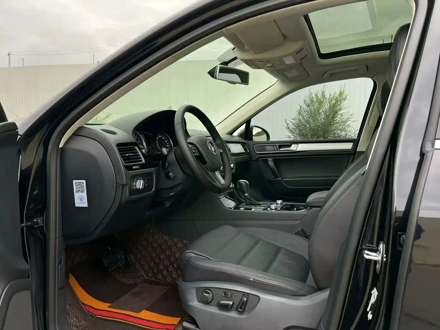 Volkswagen Touareg 2017 3.0TSI Explorer Edition фото 4