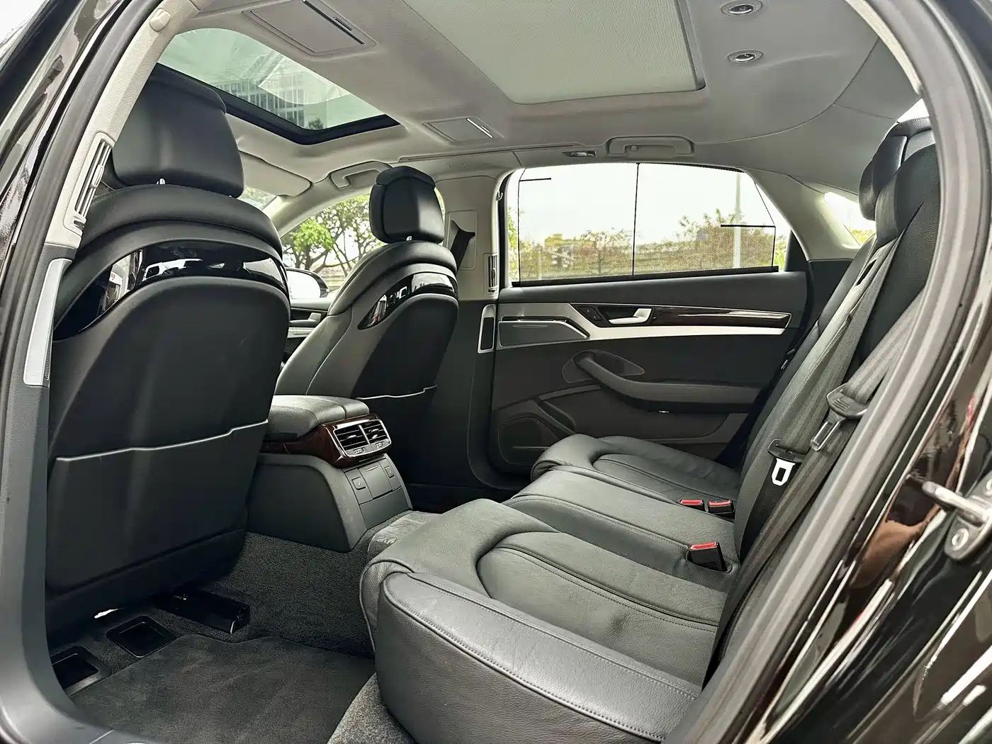 Audi A8 2016 A8L 30 FSI Comfort фото 10