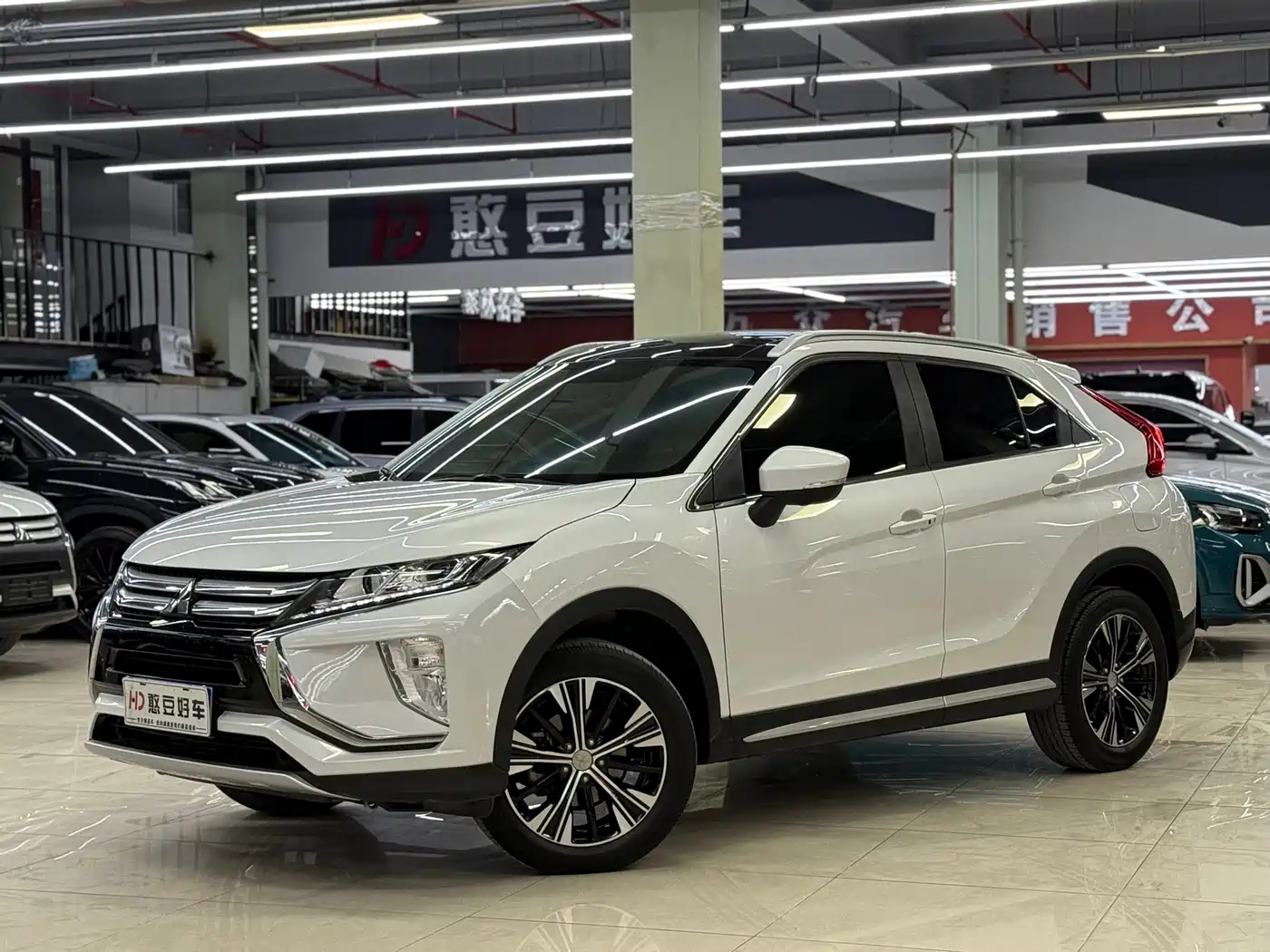 Mitsubishi Eclipse Cross 2021 1.5T CVT 4WD Passion Edition