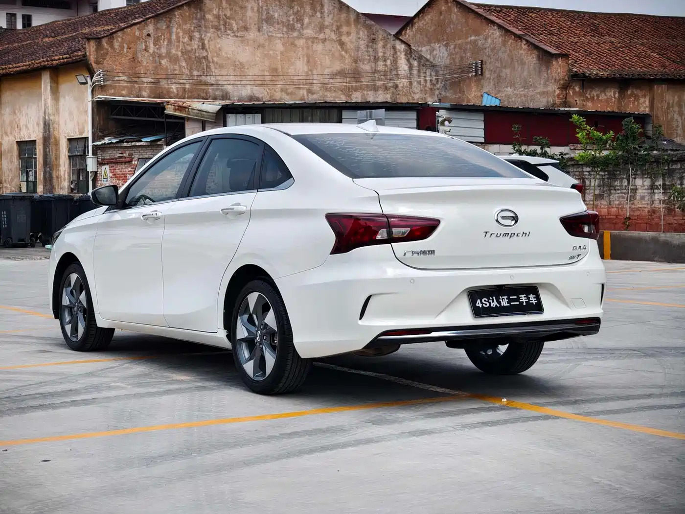 GAC Trumpchi Trumpchi GA4 2018 200T Automatic Exclusive фото 5