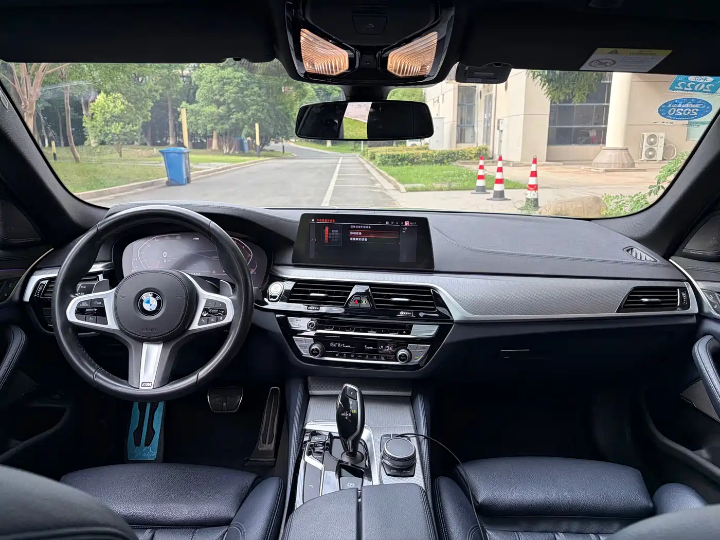 BMW 5 Series (Import) 2020 530i M Sport Package фото 4
