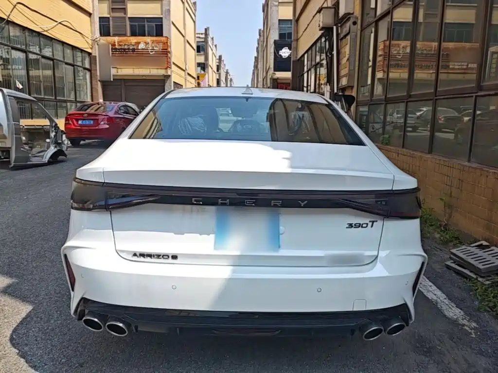 Фото 6 - Chery Arrizo 8