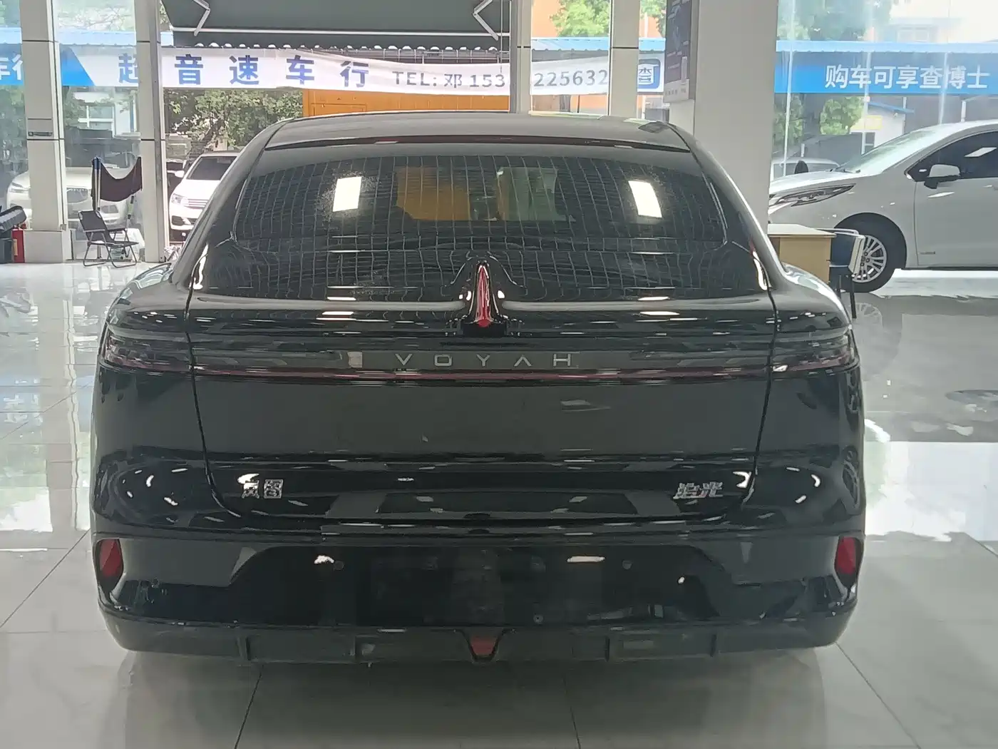 Voyah Auto VOYAH Zhuiguang 2024 PHEV AWD Ultra Long Range Flagship фото 13