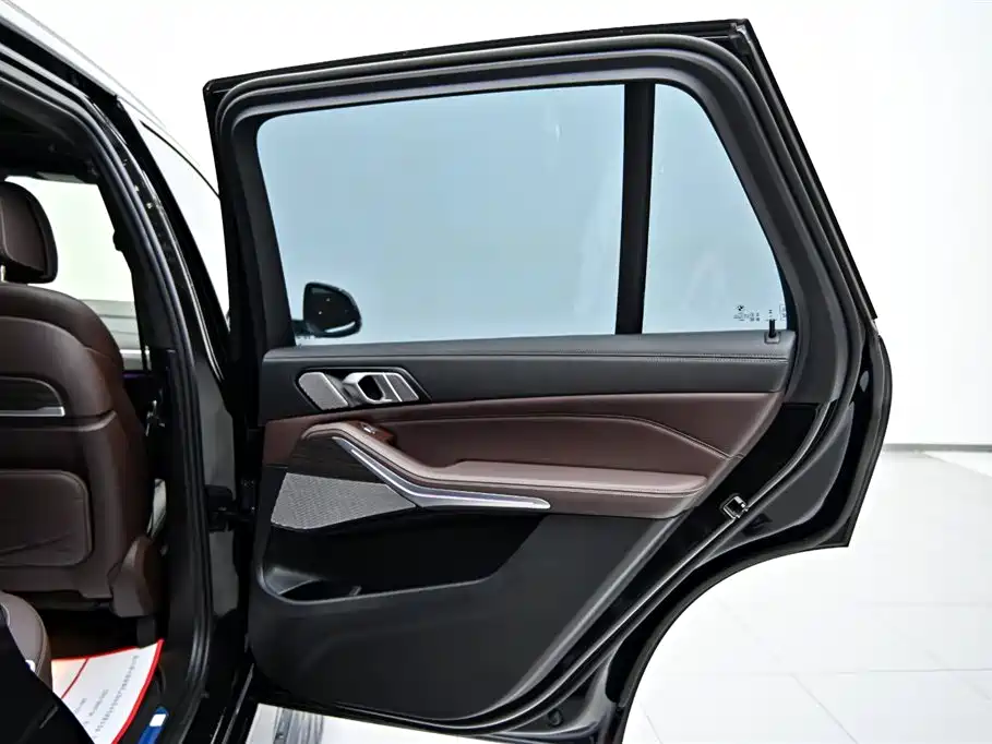 BMW X5 2022 Facelift xDrive 40Li M Sport Package фото 20