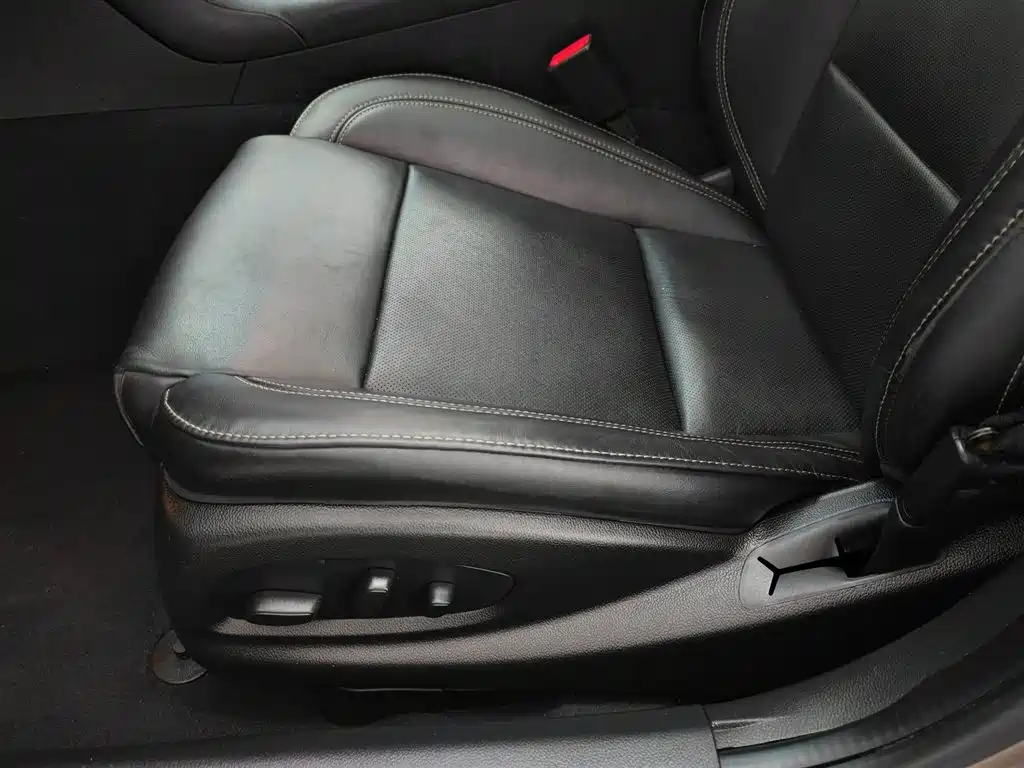 Cadillac ATS-L 2016 28T Technology фото 20