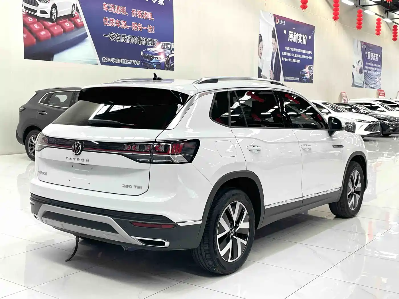 Volkswagen Tayron 2023 280TSI 2WD Luxury Plus Advanced Edition фото 6