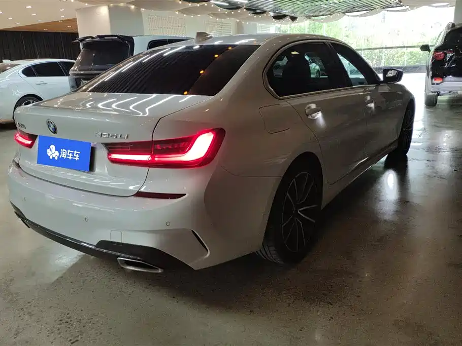 BMW 3 Series 2022 325Li M Sport Package фото 3