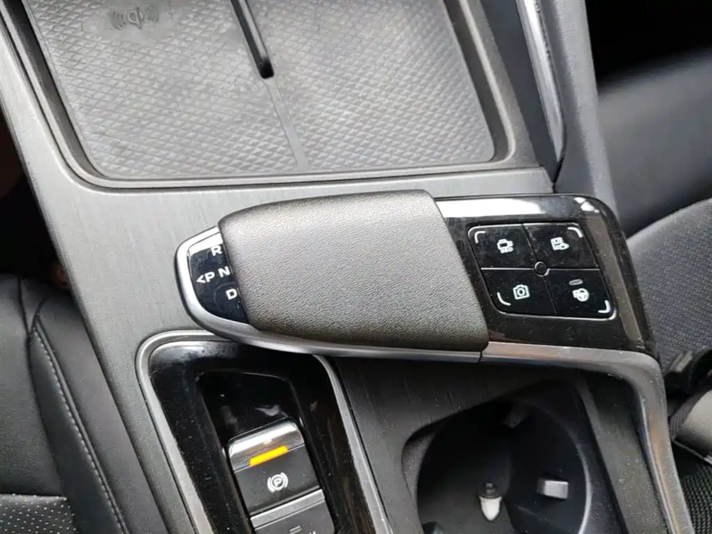 CHANGAN UNI-T