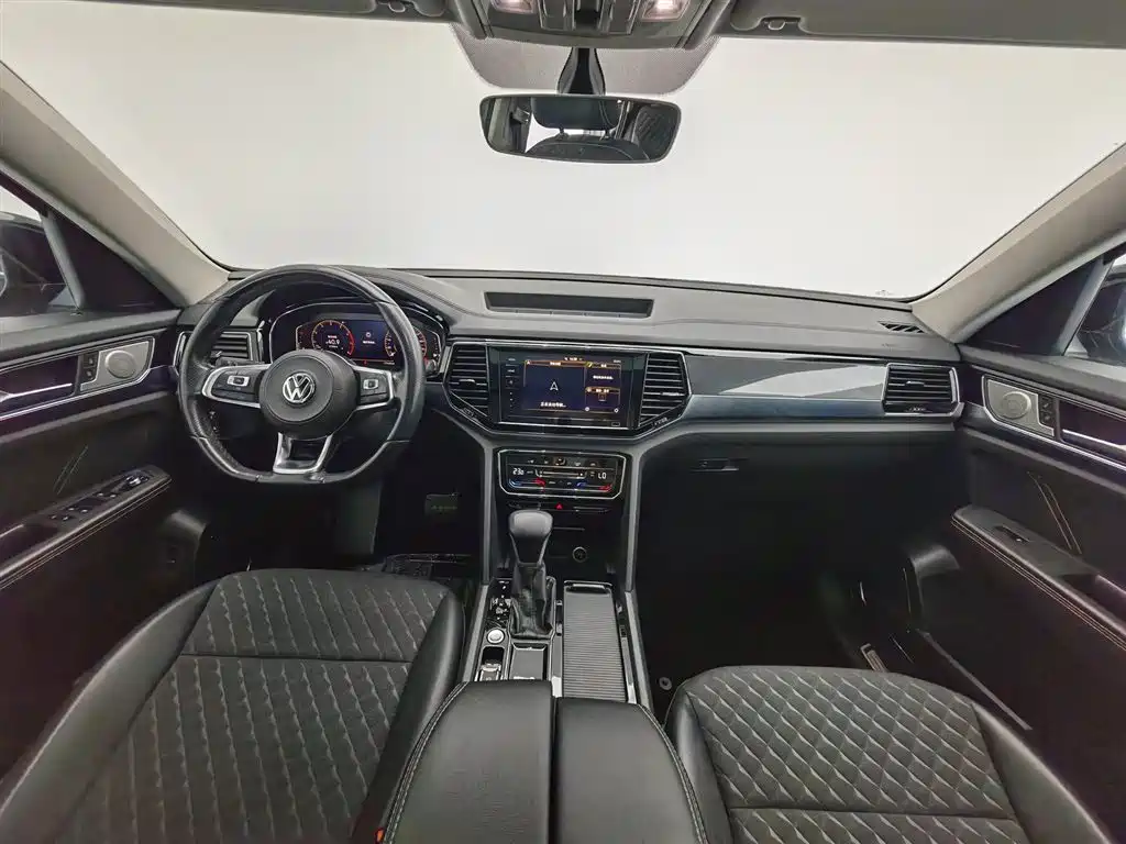 Volkswagen Teramont 2020 Teramont X 330TSI 2WD Luxury фото 5