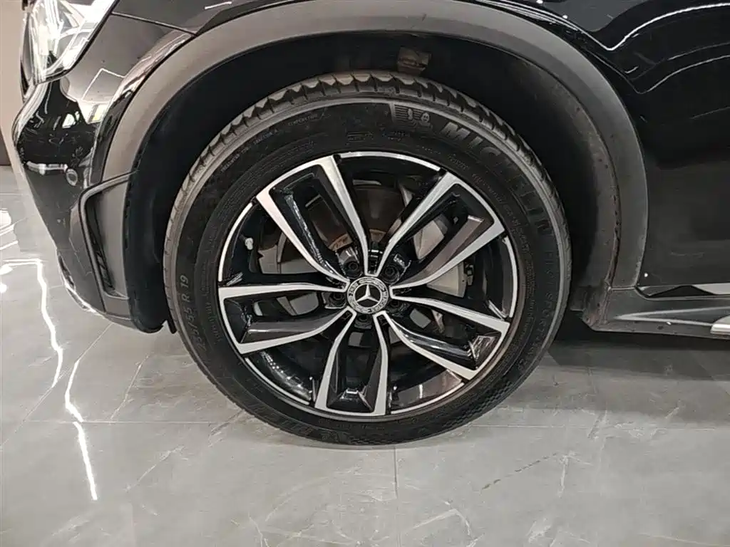 Mercedes-Benz GLC 2020 GLC 300 L 4MATIC Dynamic фото 23