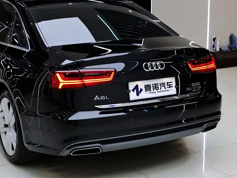 Audi A6L 2018 30th Anniversary 45 TFSI quattro Sport фото 6