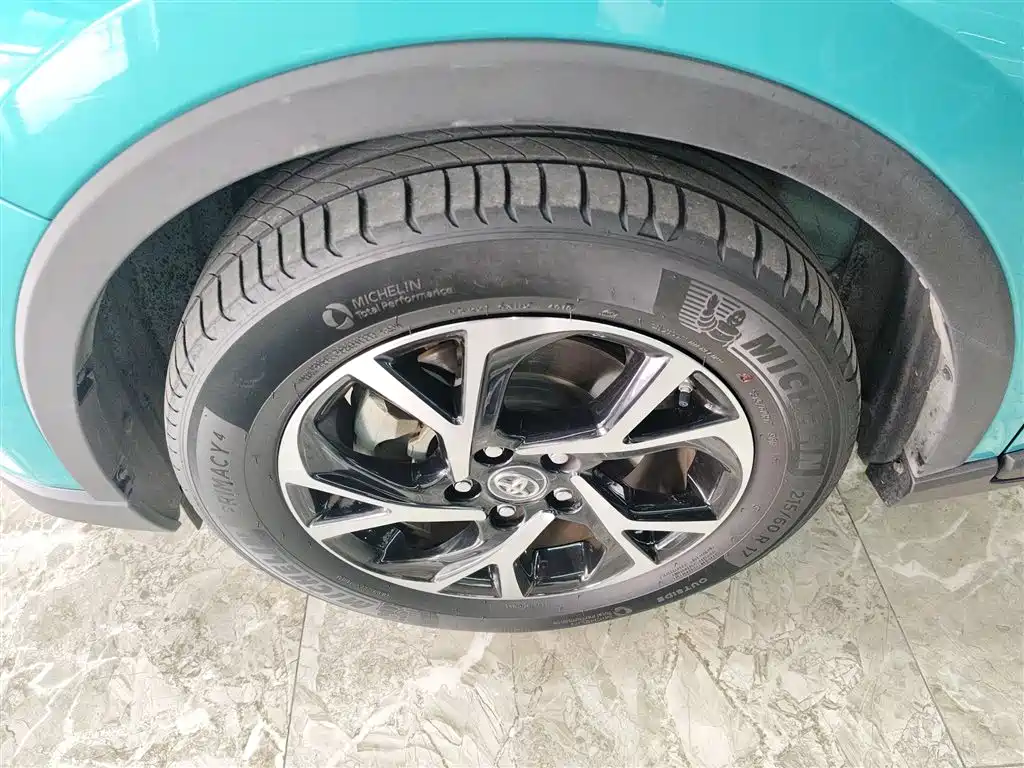 Toyota C-HR 2020 Model 2.0L Luxury фото 25