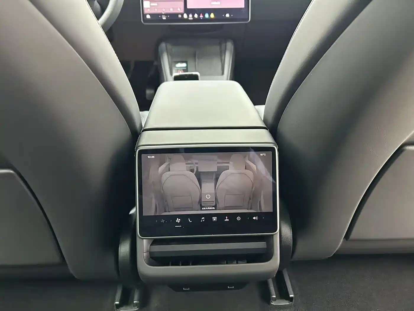 Tesla Model 3 2025 Model Rear-Wheel Drive Edition фото 6