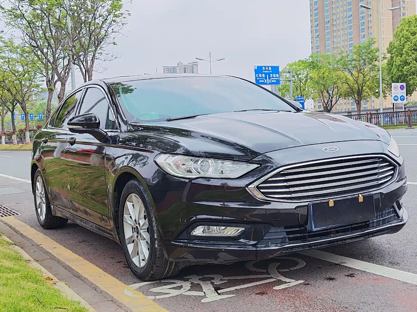 FORD MONDEO
