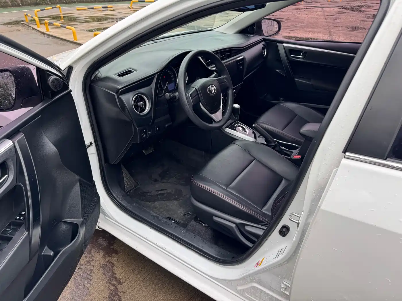 Toyota Corolla 2017 Facelift 1.2T S-CVT GL фото 10