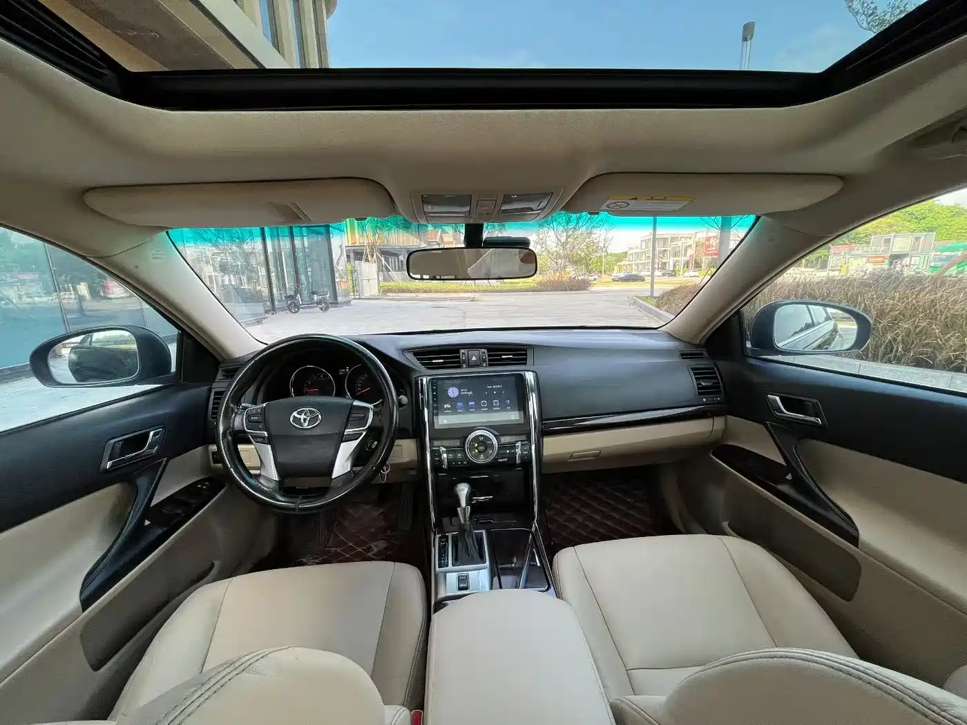 Toyota Reiz 2010 2.5S Elegance Elite Edition фото 9