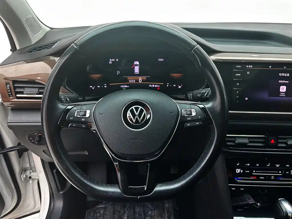 Volkswagen Tharu 2022 280TSI FWD Luxury Edition фото 11