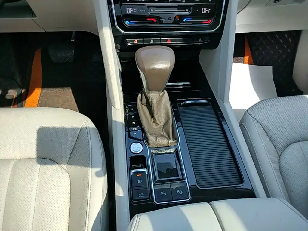 Volkswagen Viloran 2021 2020 330TSI Luxury Edition