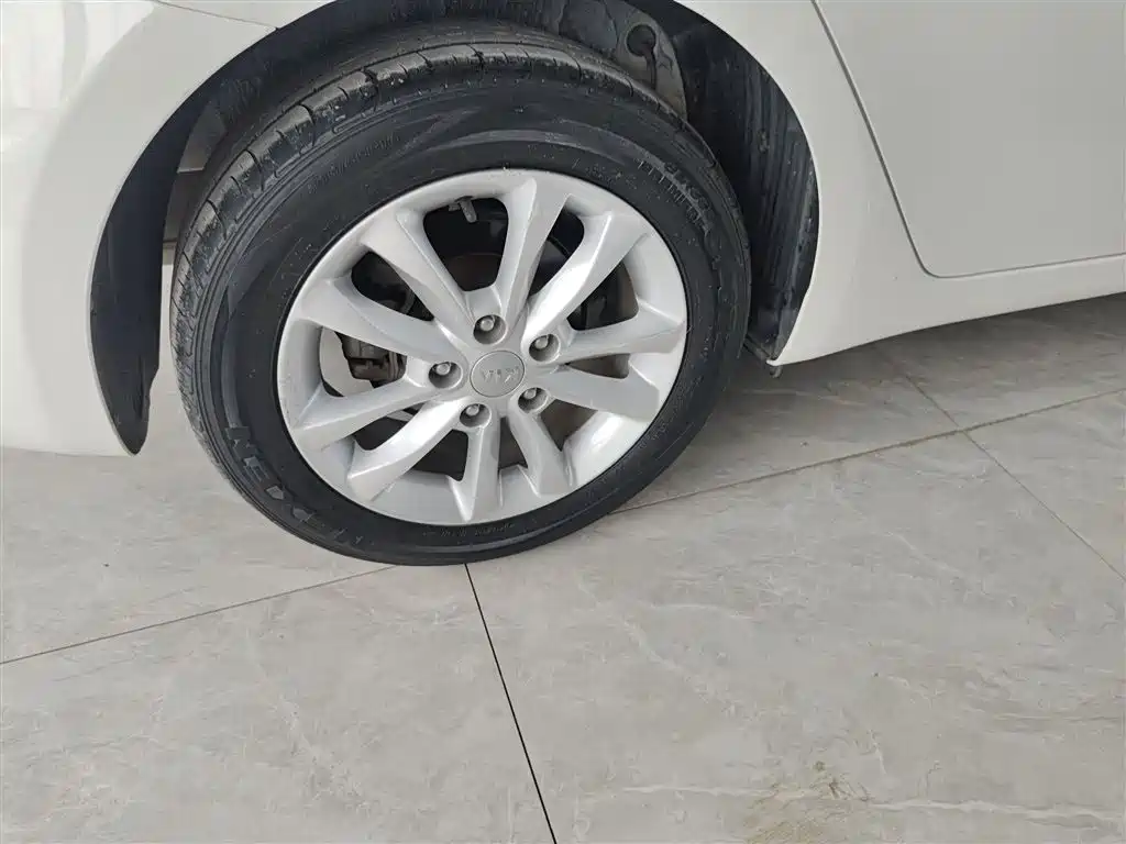 Kia K3 2016 1.6L Automatic GLS фото 21