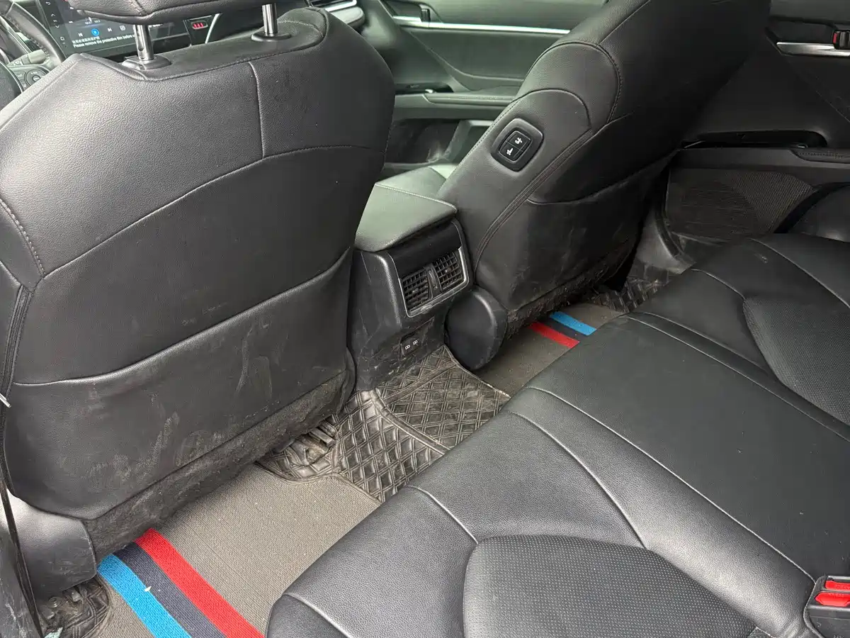 Toyota Camry 2023 2.0G Luxury Edition фото 8