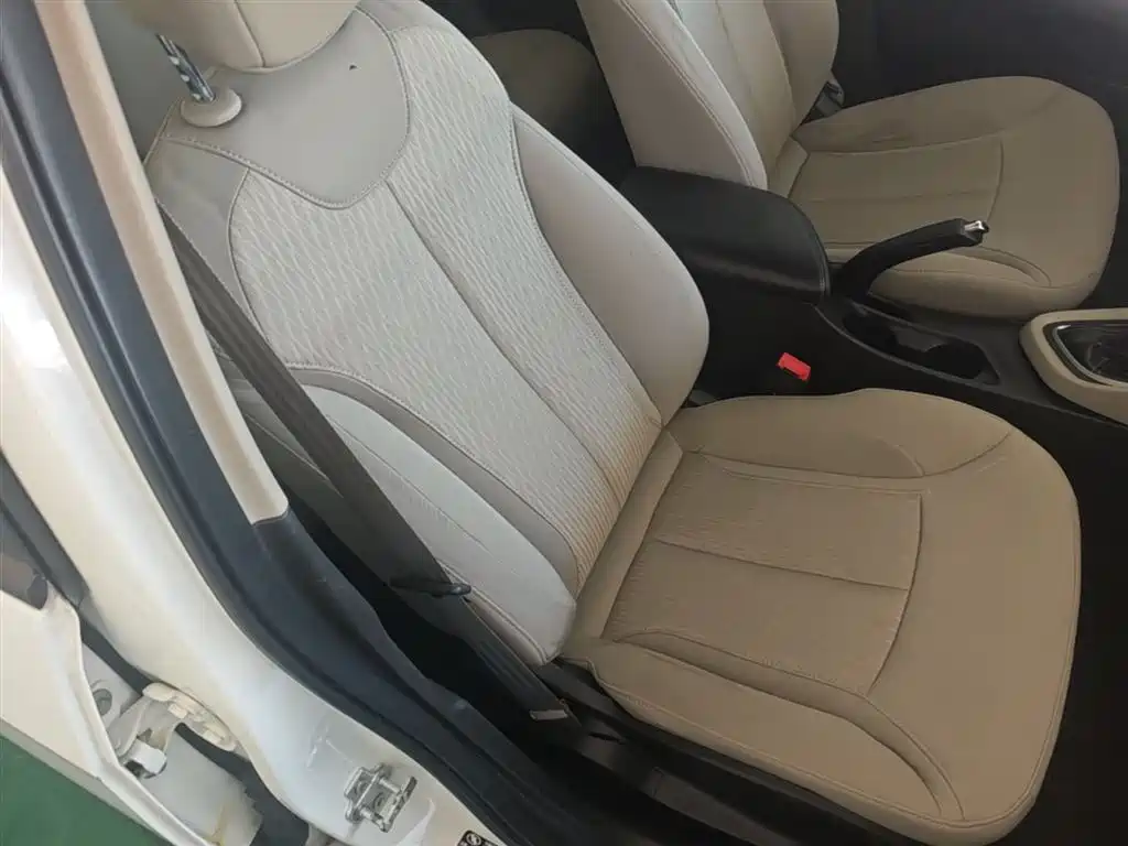 Buick Excelle 2015 15N Automatic Elite фото 25