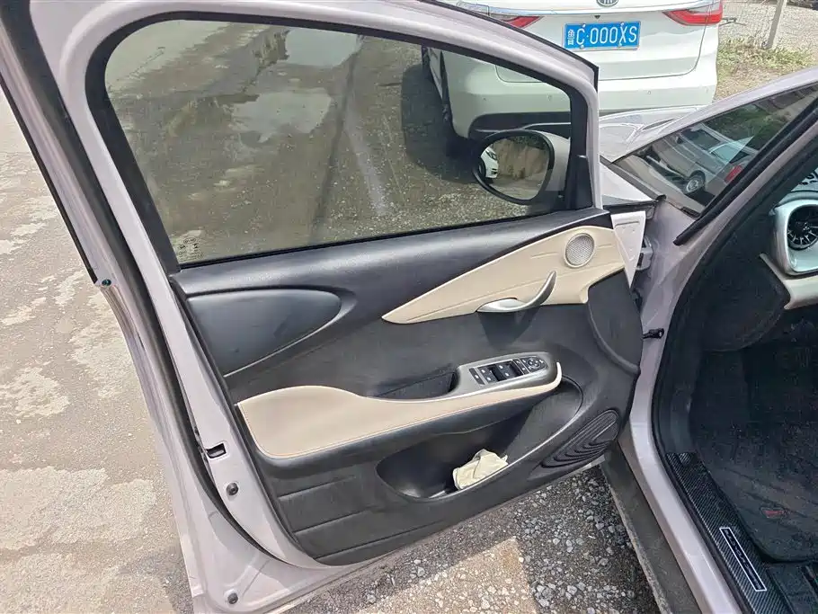 BYD Dolphin 2025 Smart Drive Edition 420km Freedom Version фото 7