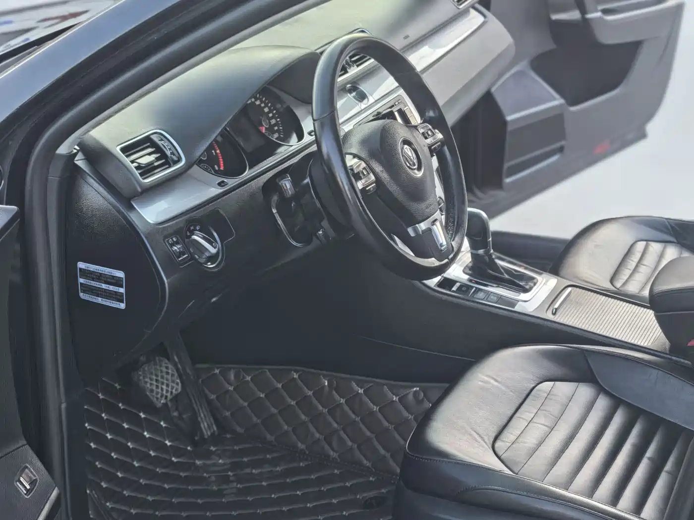 Volkswagen Magotan 2015 1.8TSI Leading фото 11