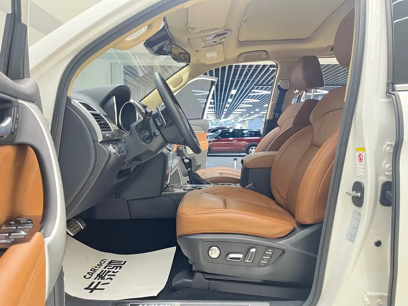 Haval H9 2015 2.0T 4WD Luxury 7-Seater фото 13