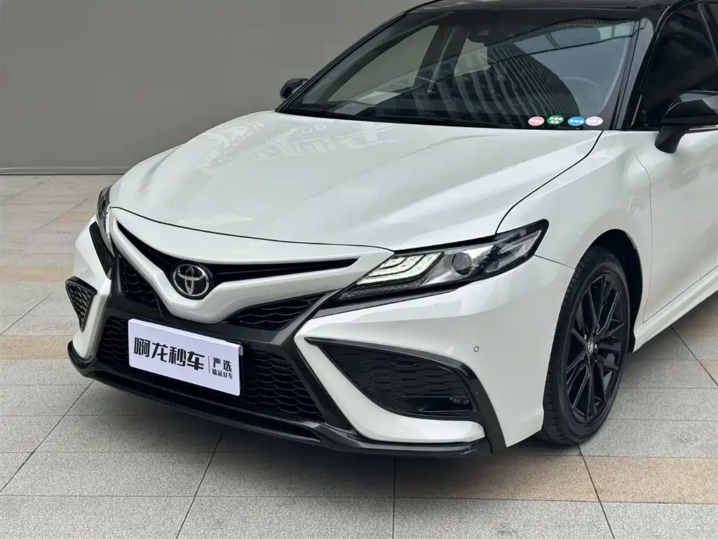 Toyota Camry 2022 2.0S Knight Edition фото 2