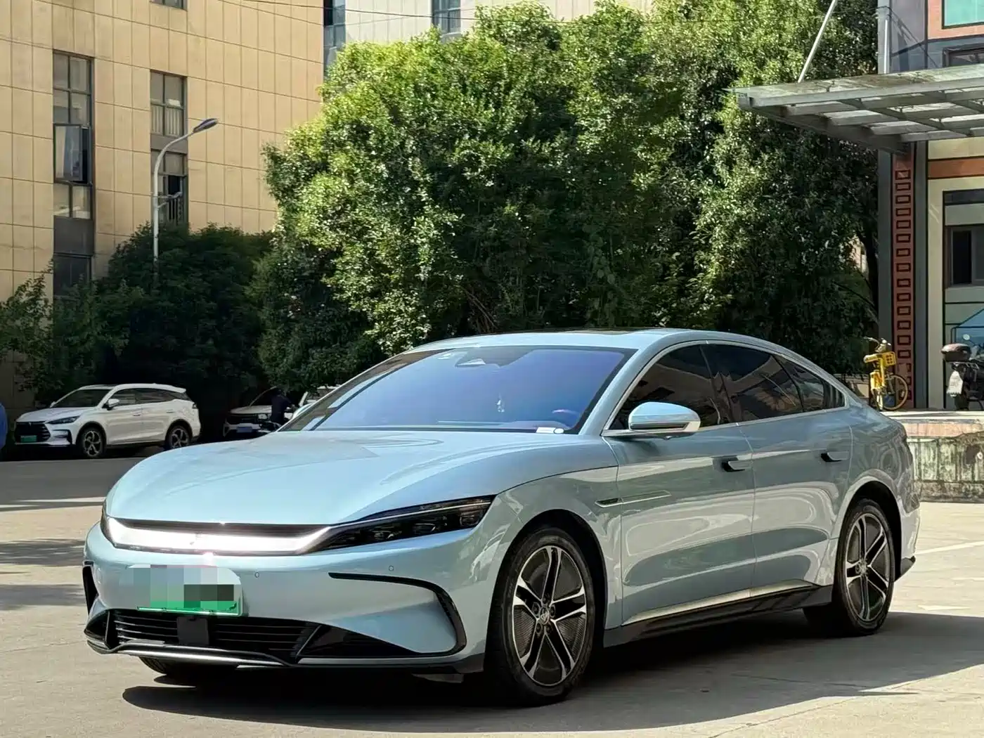 BYD Han 2023 EV Champion Edition 605KM FWD Premium
