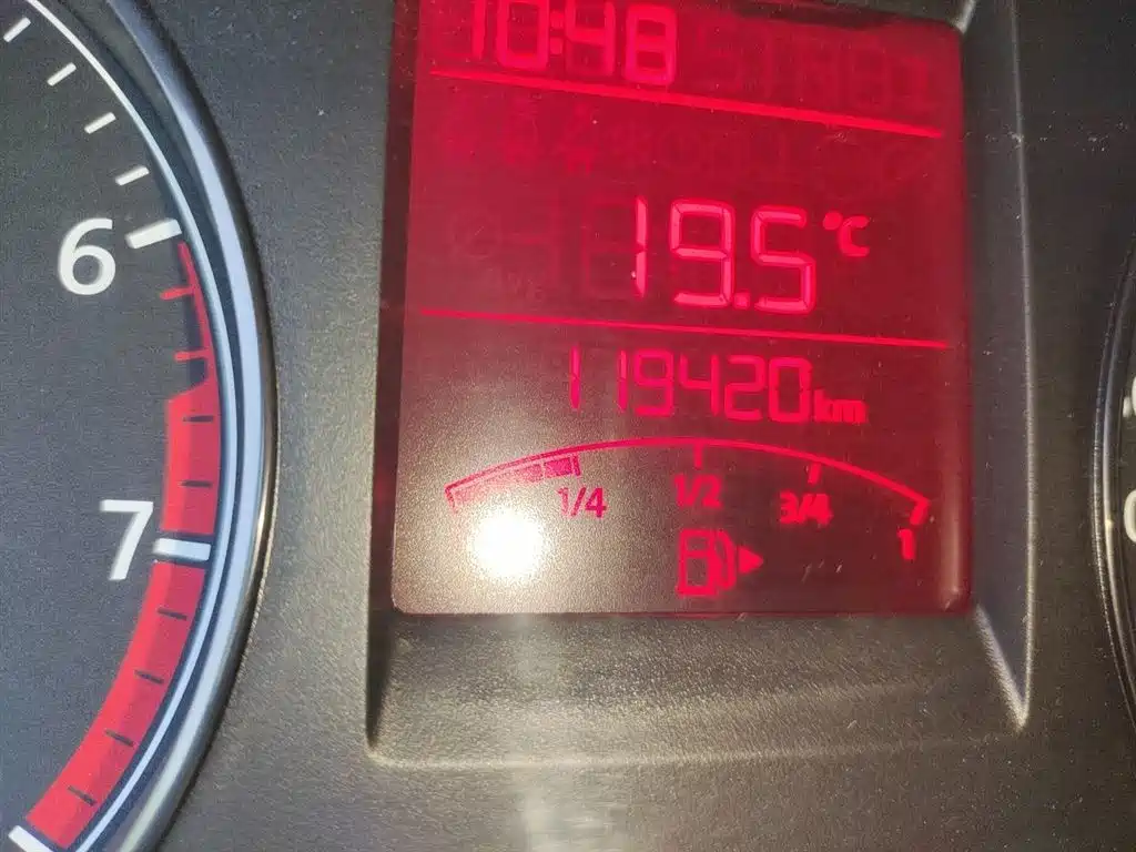 Volkswagen Santana 2013 1.6L Manual Trend Edition фото 5