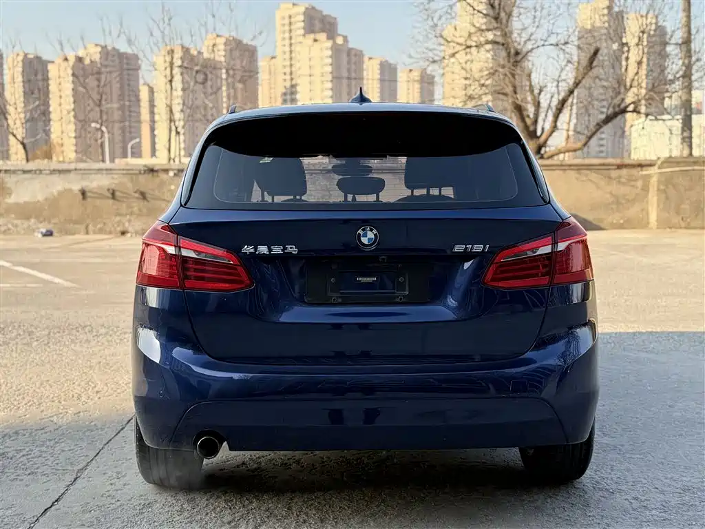 BMW 2 Series Touring 2016 218i Fashion Model фото 15