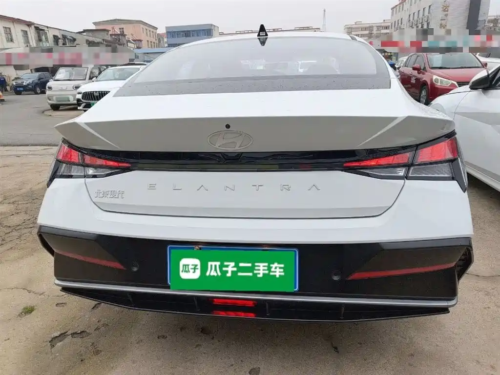 MODERN ELANTRA