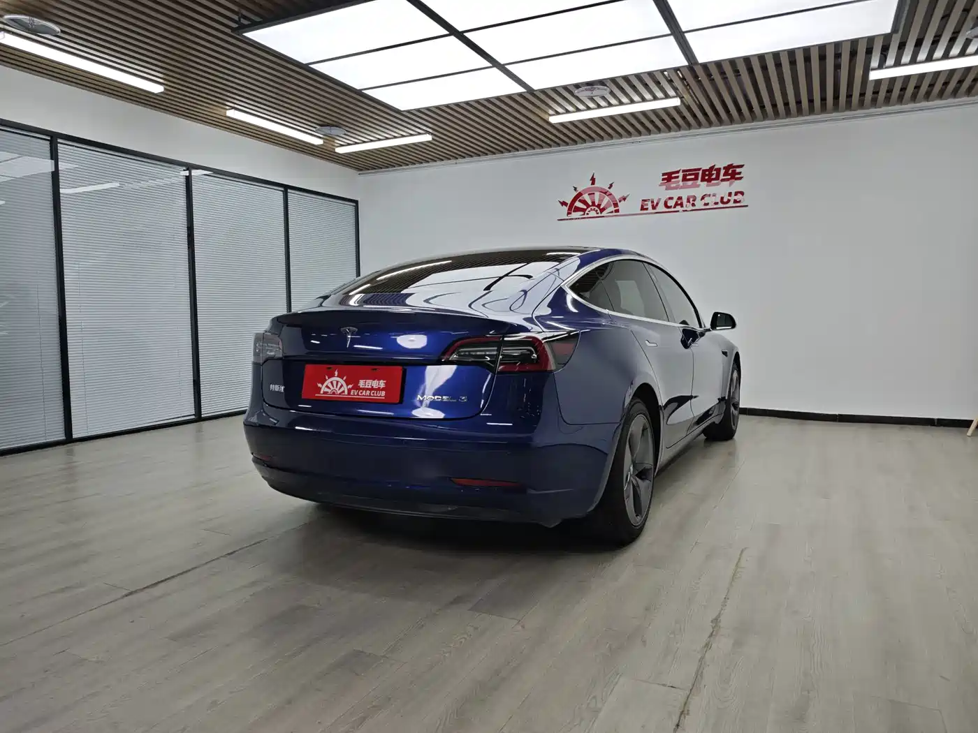 Tesla Model 3 2020 2020 Standard Range Rear-Wheel Drive Upgrade