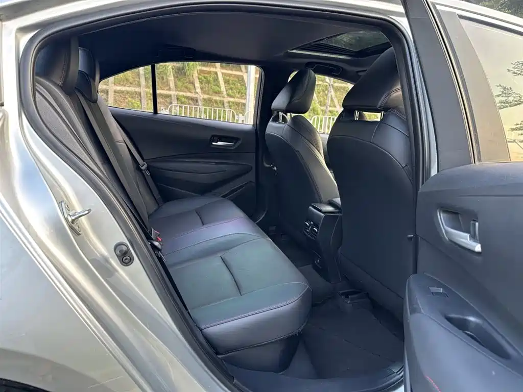 Toyota Levin 2021 Dual Engine 1.8H E-CVT Sport фото 9