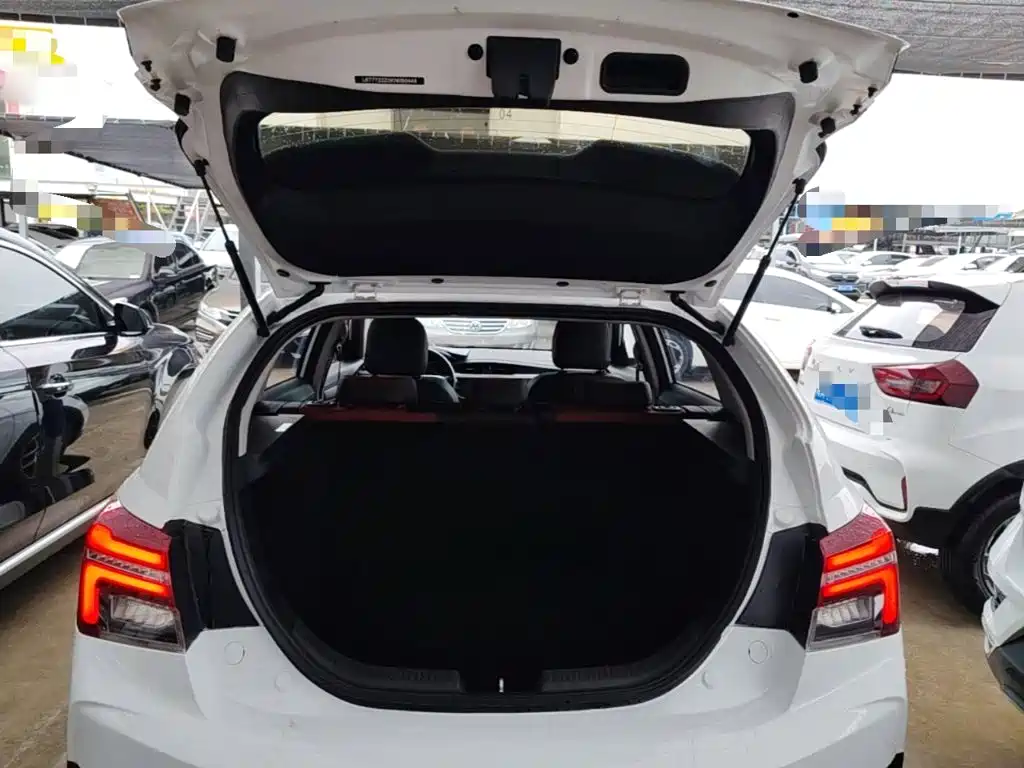 Geely Vision S1 2019 2019 Upgrade 1.5L CVT Luxury