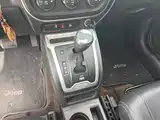 Фото 14 - Jeep Compass (Import)