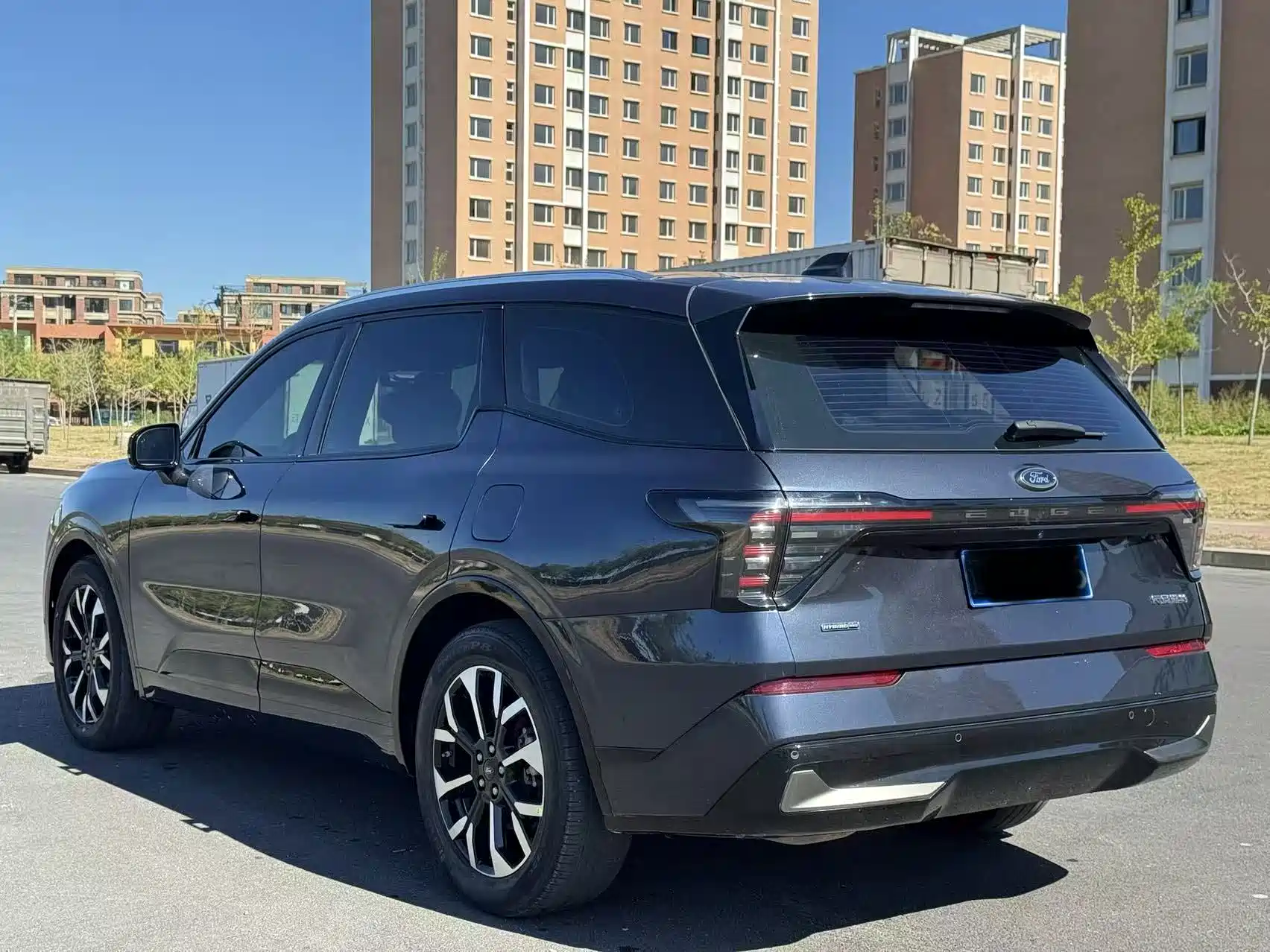 Фото 7 - Ford Edge