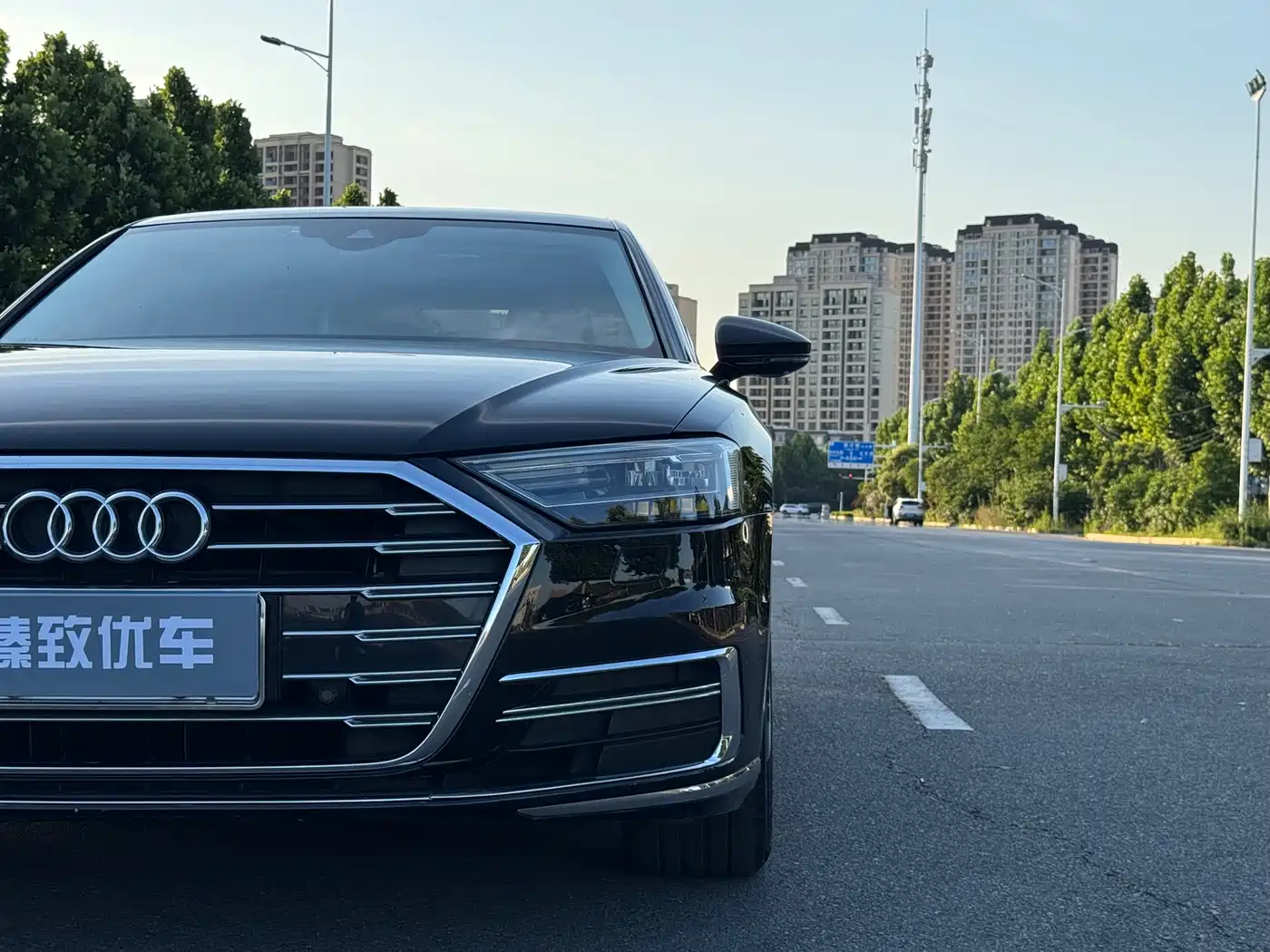 Audi A8 2022 A8L 50 TFSI quattro Comfort Collector's Edition фото 5