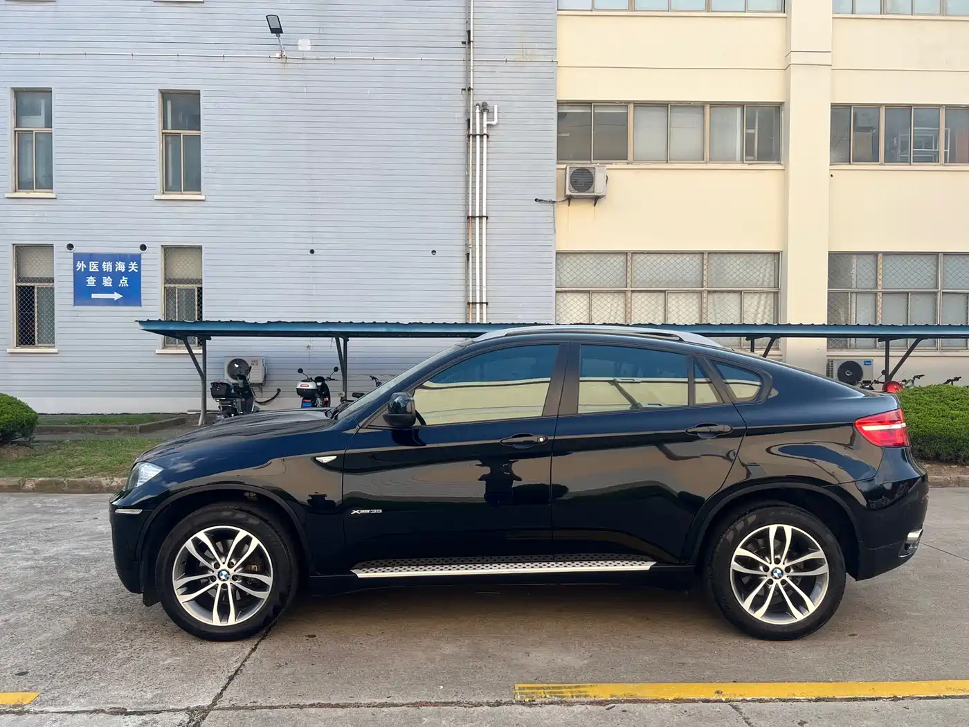 BMW X6 2014 xDrive35i Sport фото 4