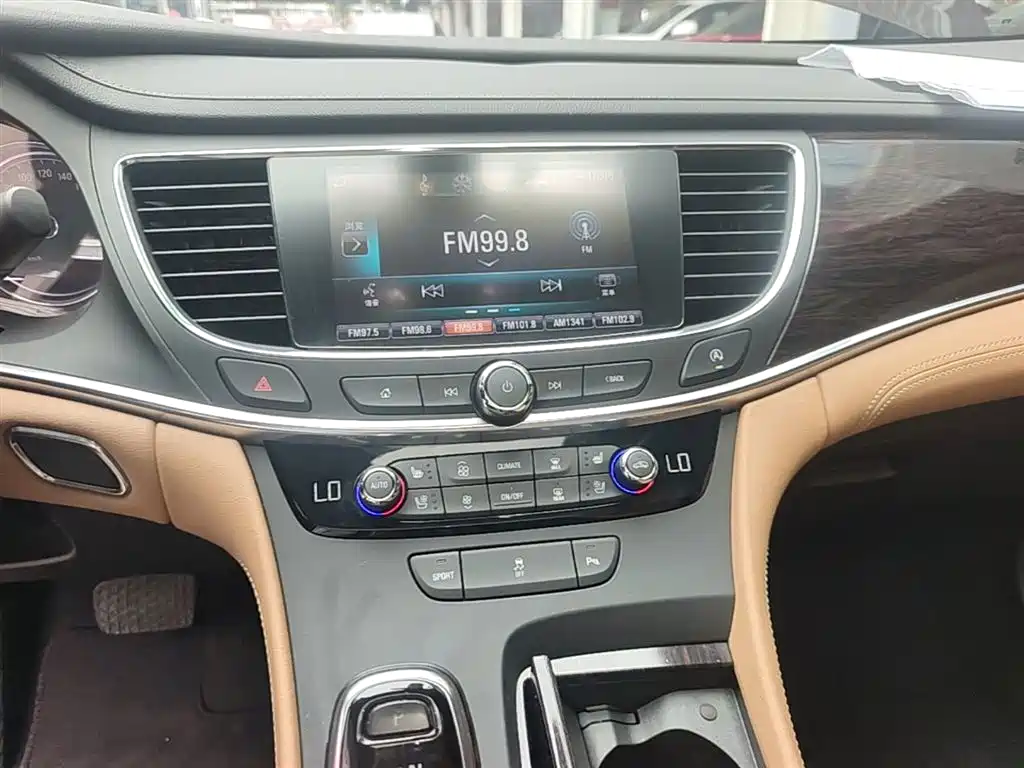 Buick LaCrosse 2016 20T Elite Type фото 13