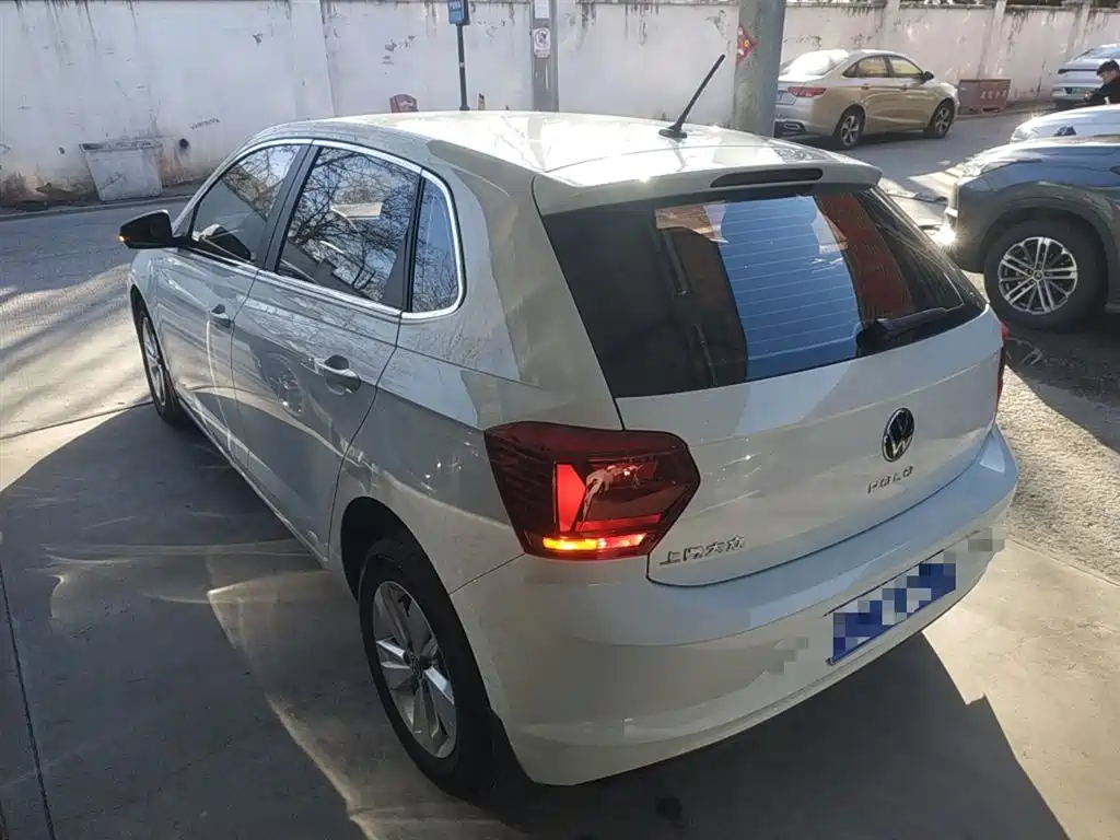 Volkswagen Polo 2023 Facelift Plus 1.5L Auto Joyful Living Edition фото 23