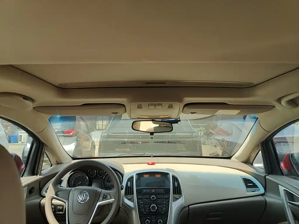 Фото 18 - Buick Excelle