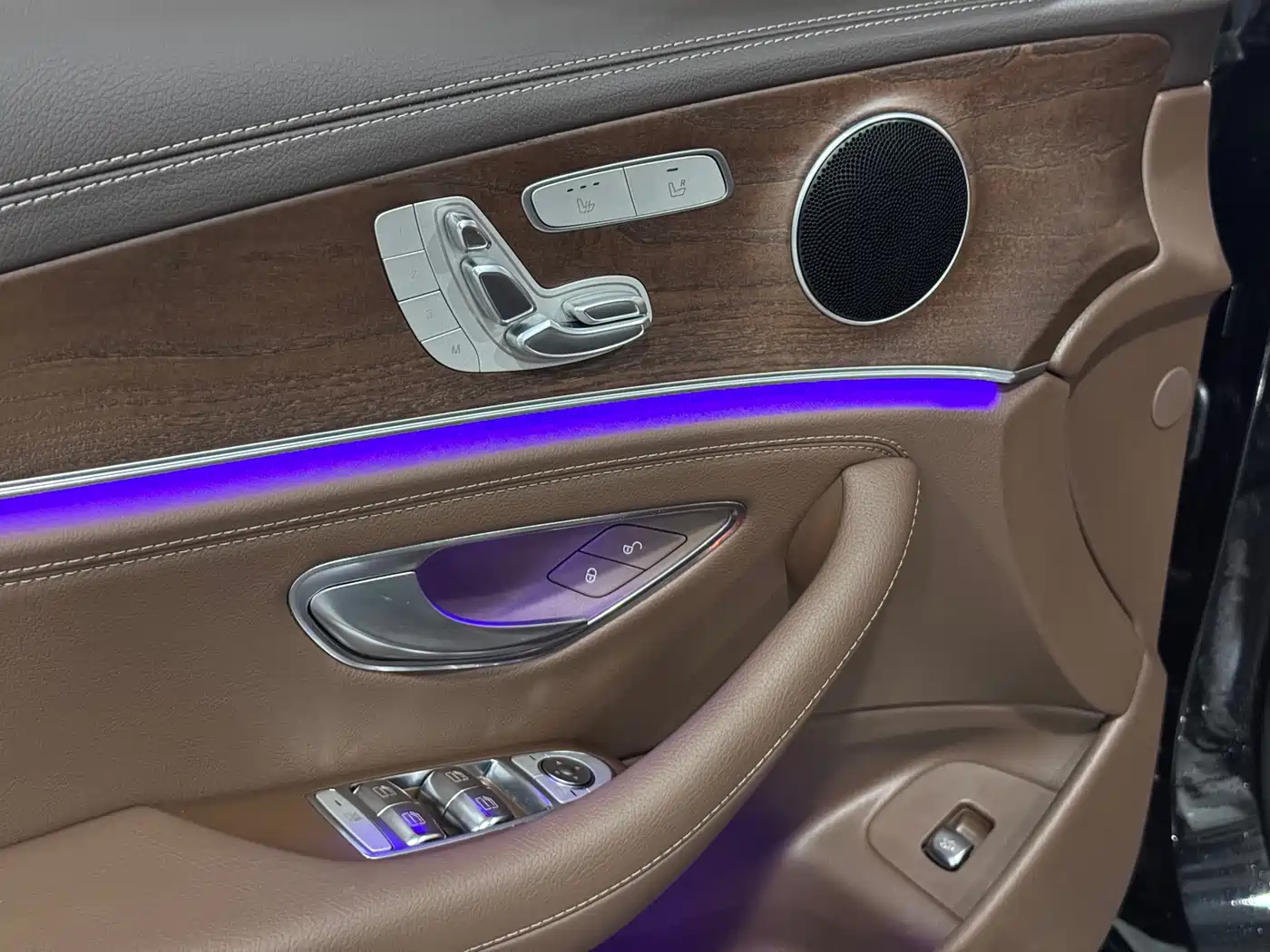 Mercedes-Benz E-Class 2020 E 300 L Fashion фото 9