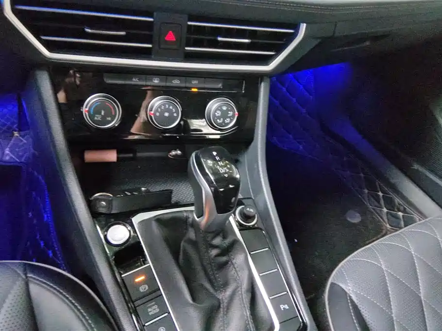 Volkswagen Sagitar 2023 280TSI DSG Beyond Lite фото 16