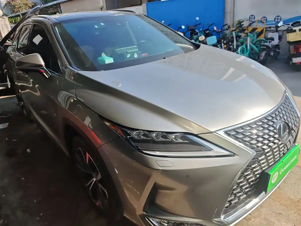 Lexus RX 2020 Facelift 300 AWD Elegance Edition фото 22
