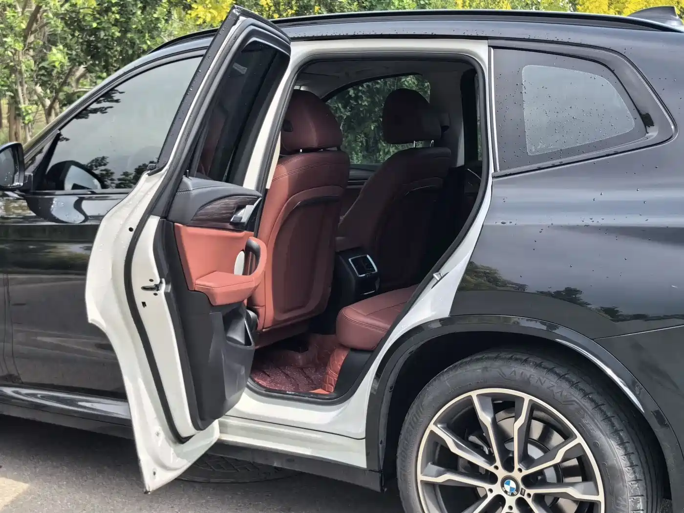 BMW X3 2023 Facelift xDrive30i Leading M Night Package фото 7