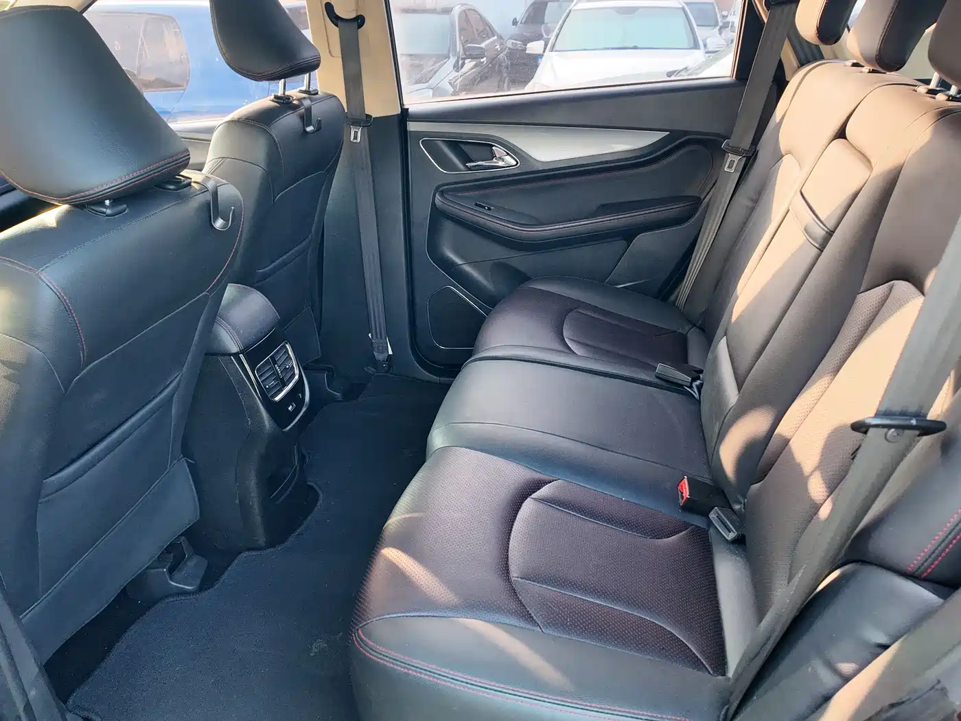 Baojun 560 2016 2016 1.8L iAMT Luxury