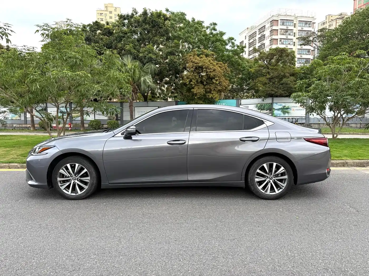 Lexus ES 2020 200 Excellence фото 2