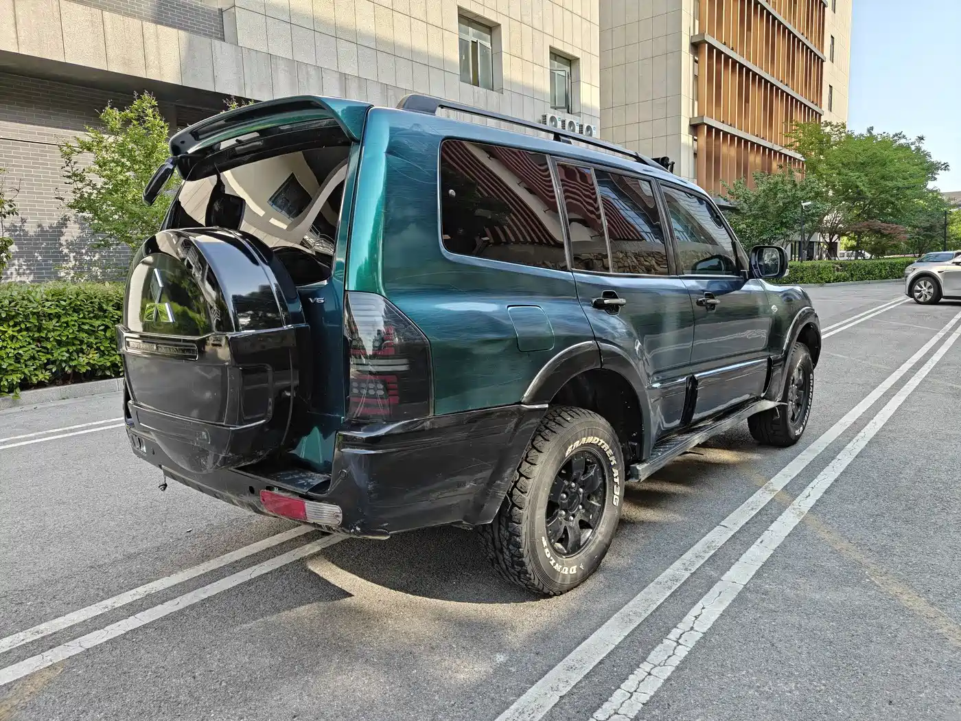 Mitsubishi Pajero 2011 Mitsubishi Pajero V73 3.0L MT GLS фото 9